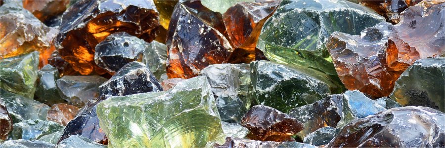 Glasbruchbrocken / lumps of broken glass